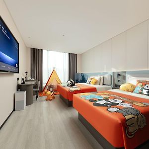 Family Twin Room